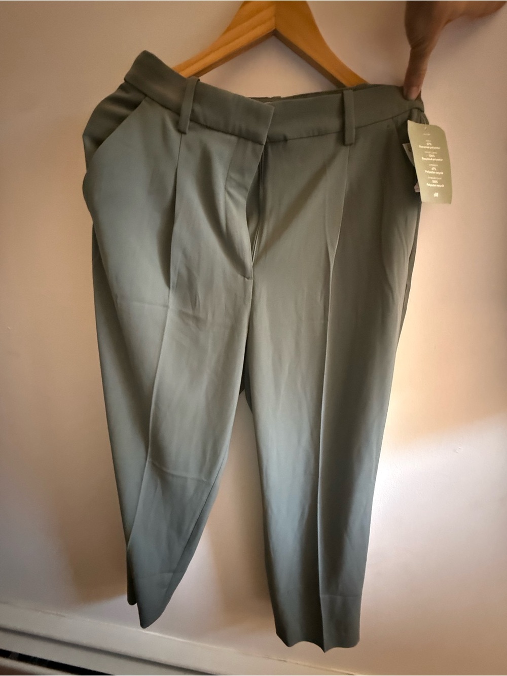 H&M Olive Green Pleated Women's Trousers
